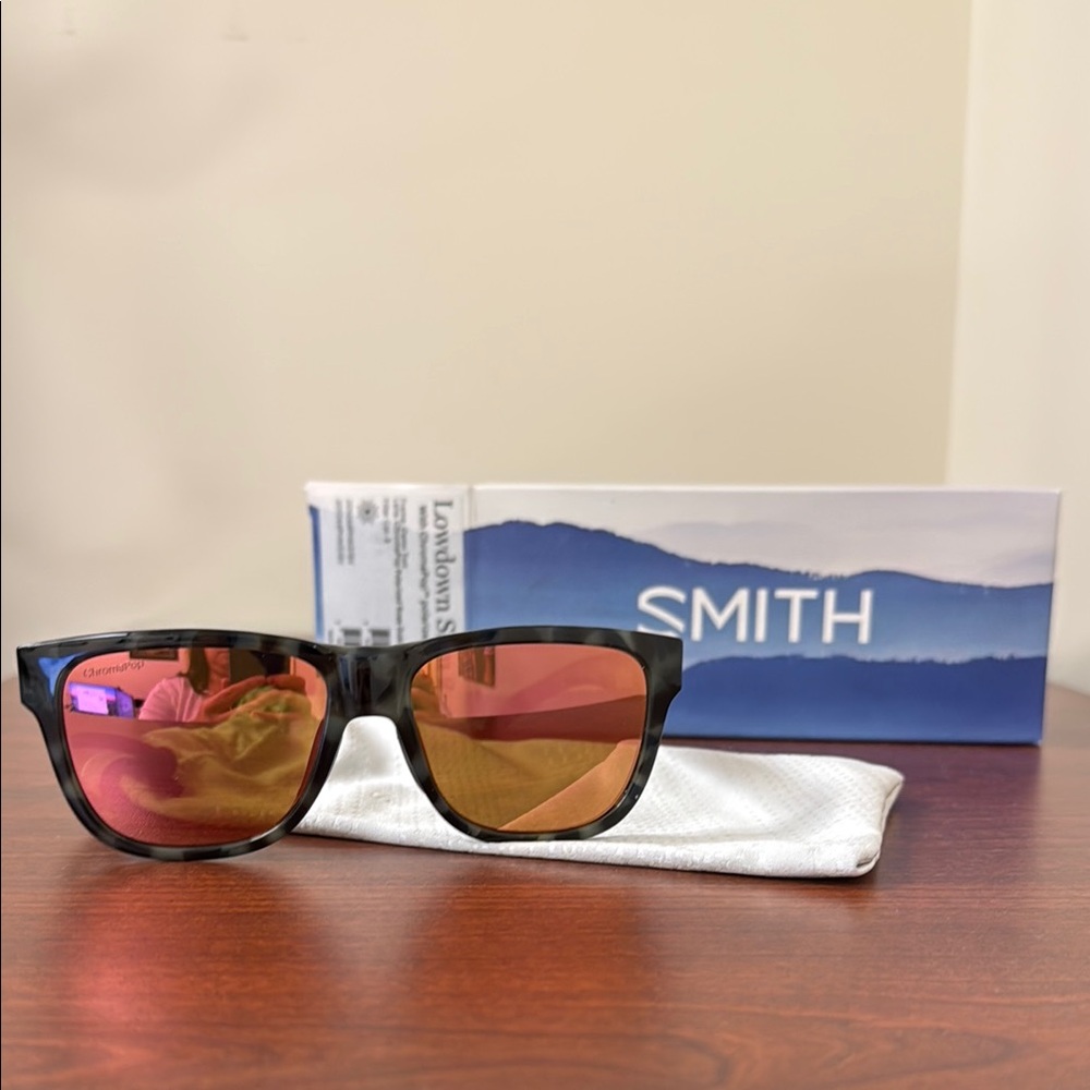 SMITH Black camo tortoise sunglasses with Chromapop (TM) Pink Lenses